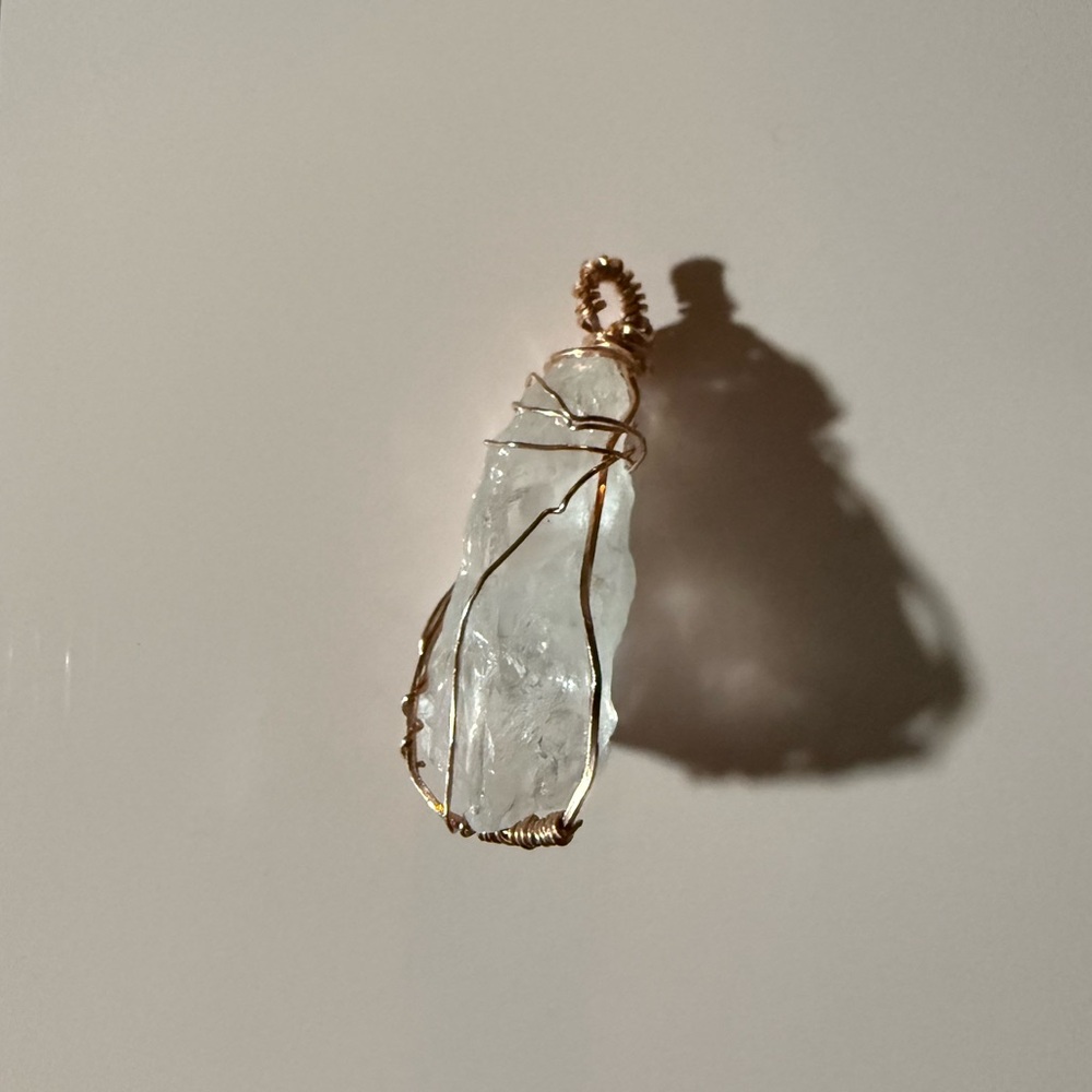 Satyaloka Azeztulite pendant